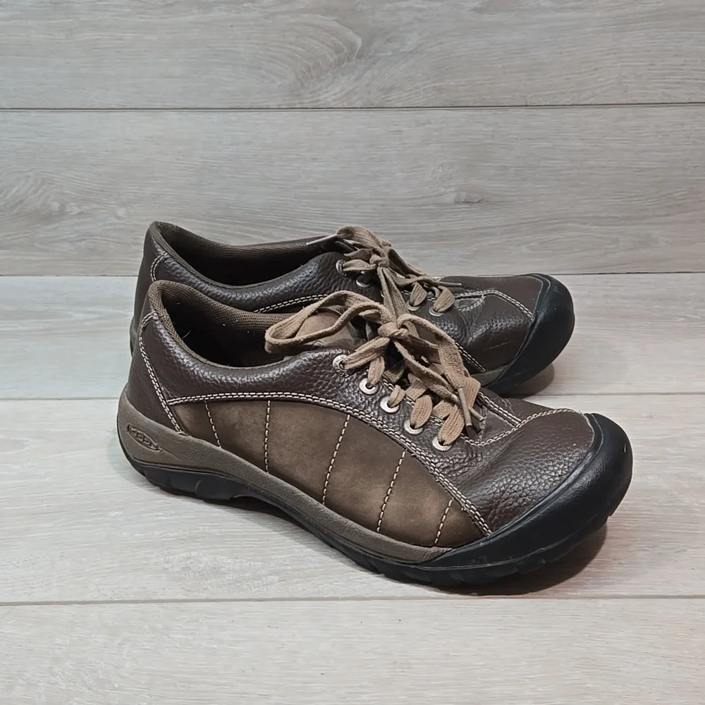 Keen Womens Presidio  Leather Sneakers shoes sz 9.5